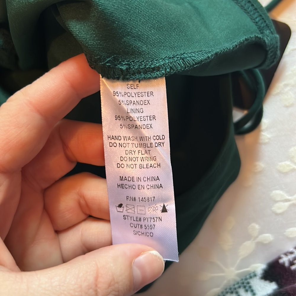 privy Emerald Green Lace Bodysuit - Picture 10 of 14